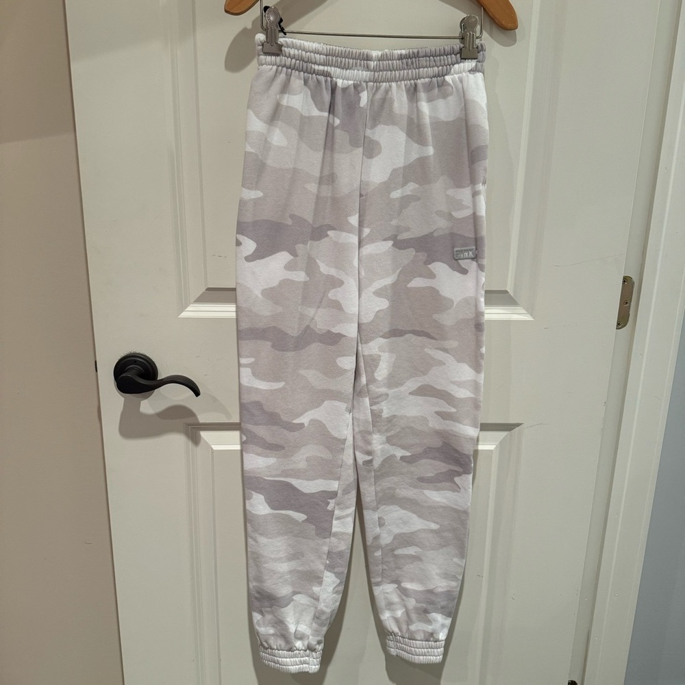 PINK Victoria's Secret Camo Sweatpants in Gray and White